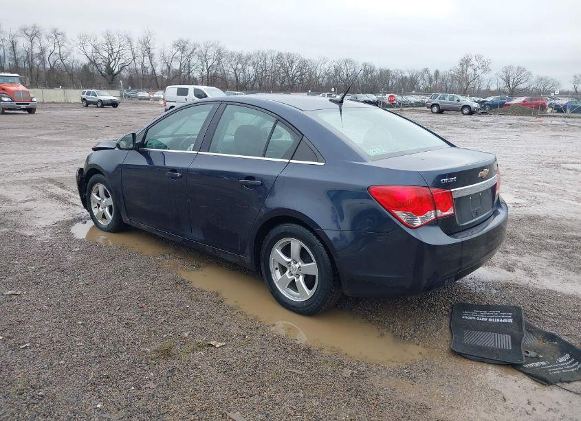Photo 3 of 2014 Chevrolet Cruze 1LT AUTO (VIN 1G1PC5SB5E7428039)