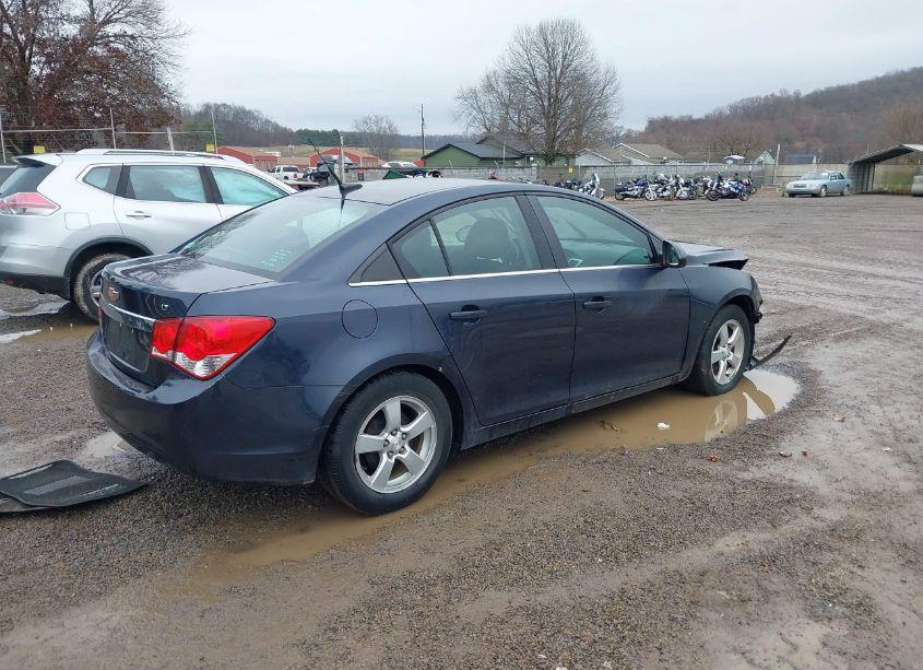 Photo 4 of 2014 Chevrolet Cruze 1LT AUTO (VIN 1G1PC5SB5E7428039)