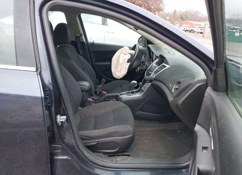 Photo 5 of 2014 Chevrolet Cruze 1LT AUTO (VIN 1G1PC5SB5E7428039)