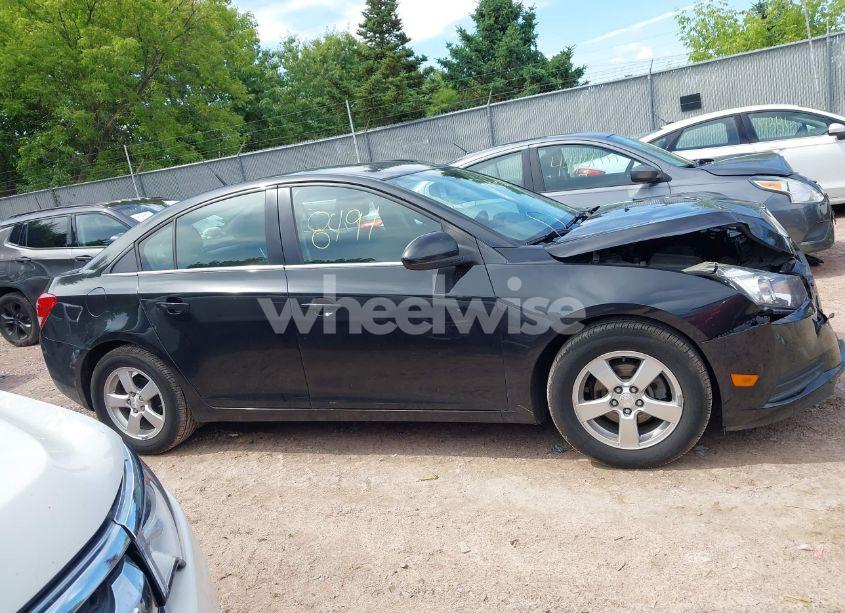 Photo 13 of 2014 Chevrolet Cruze 1LT AUTO (VIN 1G1PC5SB5E7433631)