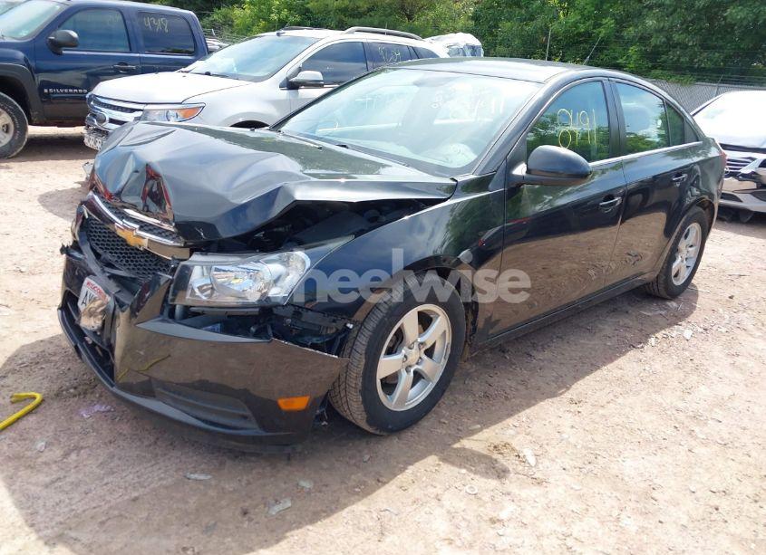 Photo 2 of 2014 Chevrolet Cruze 1LT AUTO (VIN 1G1PC5SB5E7433631)