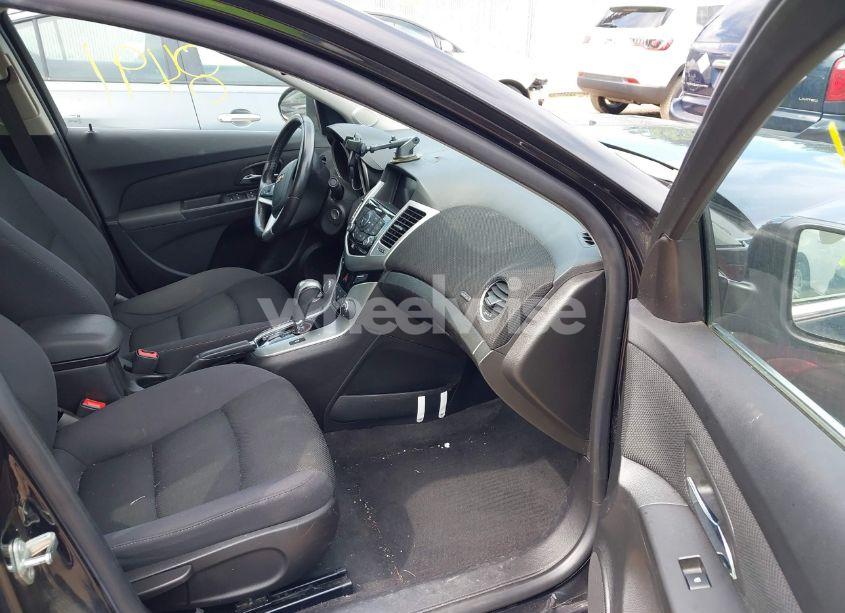 Photo 5 of 2014 Chevrolet Cruze 1LT AUTO (VIN 1G1PC5SB5E7433631)