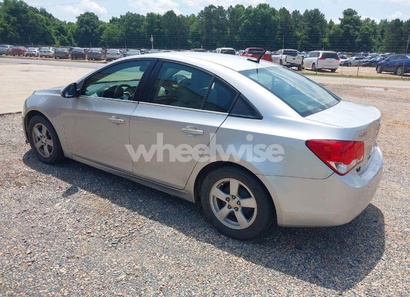 Photo 3 of 2014 Chevrolet Cruze 1LT AUTO (VIN 1G1PC5SB5E7439235)