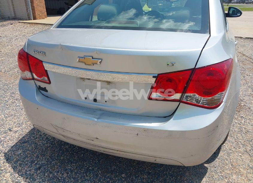 Photo 6 of 2014 Chevrolet Cruze 1LT AUTO (VIN 1G1PC5SB5E7439235)