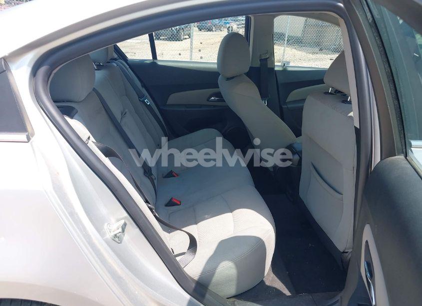Photo 8 of 2014 Chevrolet Cruze 1LT AUTO (VIN 1G1PC5SB5E7439235)