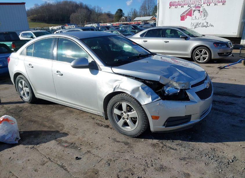 2014 Chevrolet Cruze 1LT AUTO (VIN 1G1PC5SB5E7467892) main photo