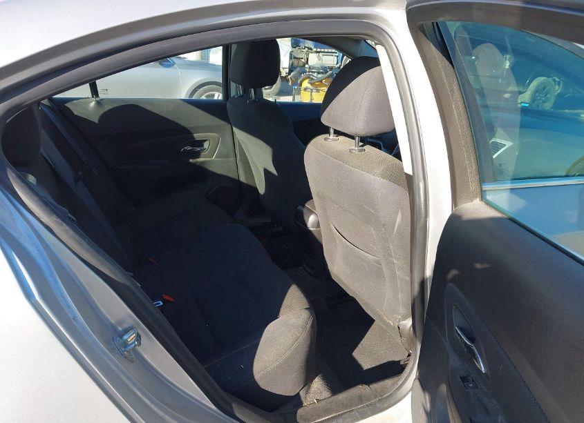 Photo 8 of 2014 Chevrolet Cruze 1LT AUTO (VIN 1G1PC5SB5E7467892)