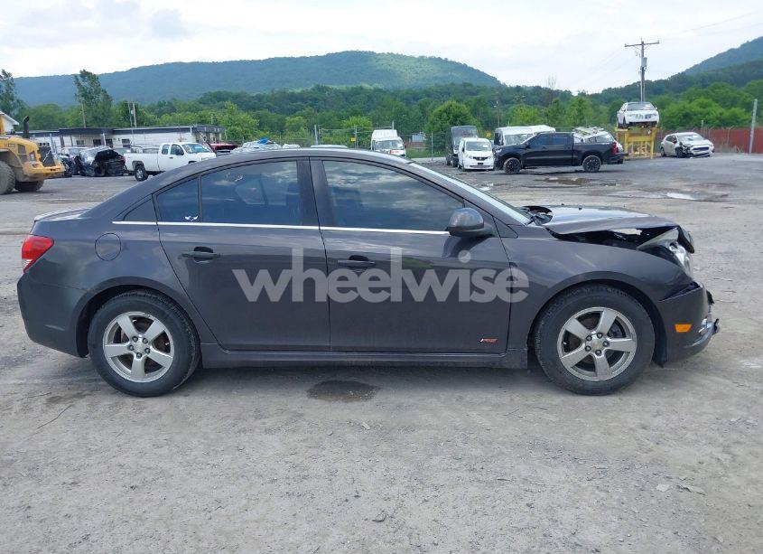 Photo 13 of 2014 Chevrolet Cruze 1LT AUTO (VIN 1G1PC5SB5E7476317)