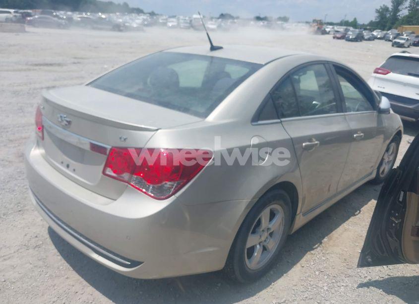 Photo 4 of 2014 Chevrolet Cruze 1LT AUTO (VIN 1G1PC5SB5E7482831)