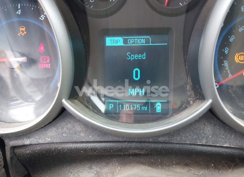 Photo 12 of 2015 Chevrolet Cruze 1LT AUTO (VIN 1G1PC5SB5F7112206)