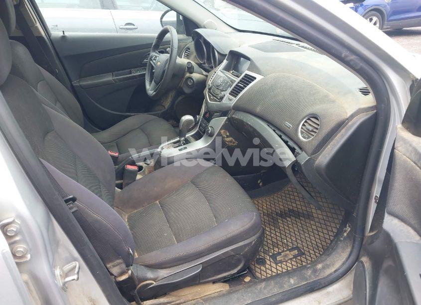 Photo 5 of 2015 Chevrolet Cruze 1LT AUTO (VIN 1G1PC5SB5F7112206)