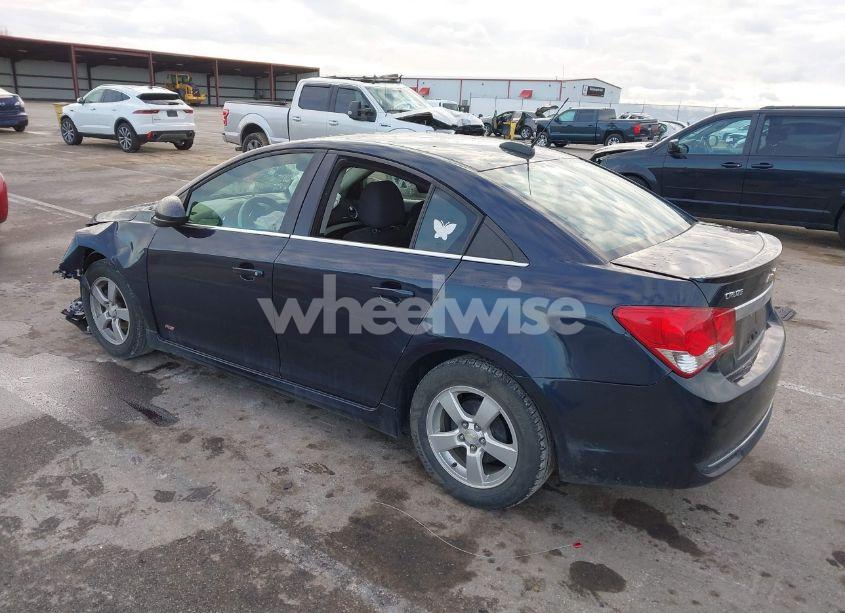 Photo 3 of 2015 Chevrolet Cruze 1LT AUTO (VIN 1G1PC5SB5F7116529)