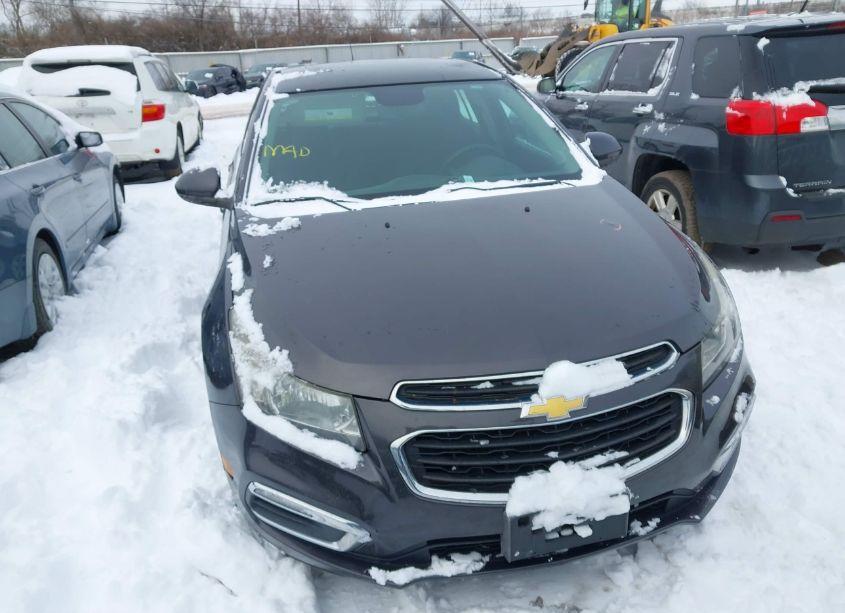 Photo 12 of 2015 Chevrolet Cruze 1LT AUTO (VIN 1G1PC5SB5F7170557)