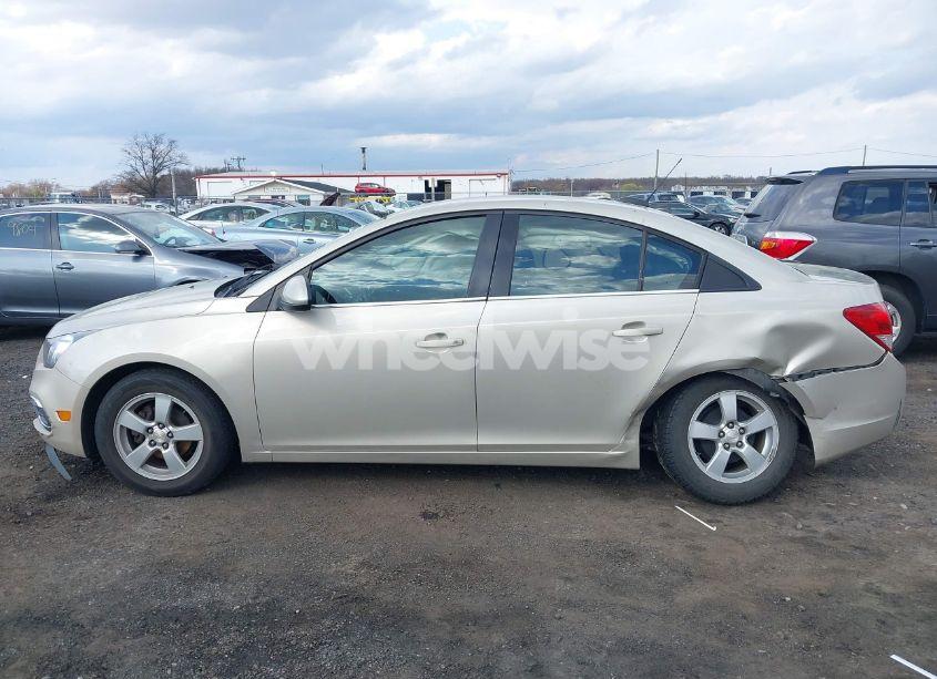 Photo 13 of 2015 Chevrolet Cruze 1LT AUTO (VIN 1G1PC5SB5F7174141)