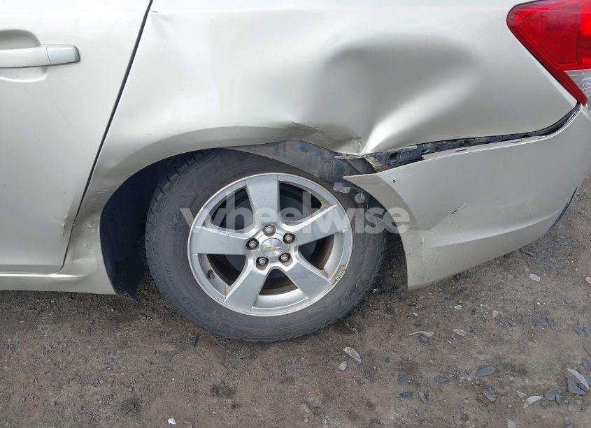 Photo 6 of 2015 Chevrolet Cruze 1LT AUTO (VIN 1G1PC5SB5F7174141)