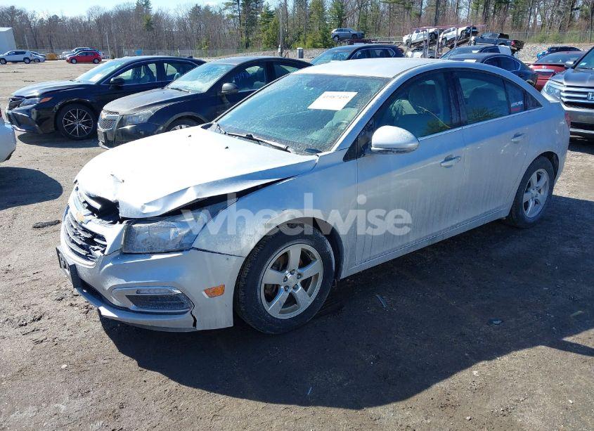 Photo 2 of 2015 Chevrolet Cruze 1LT AUTO (VIN 1G1PC5SB5F7175368)