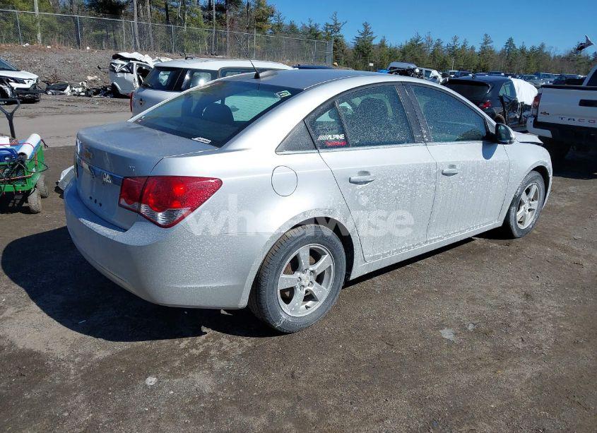 Photo 4 of 2015 Chevrolet Cruze 1LT AUTO (VIN 1G1PC5SB5F7175368)