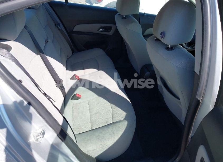 Photo 8 of 2015 Chevrolet Cruze 1LT AUTO (VIN 1G1PC5SB5F7175368)