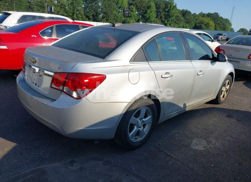 Photo 4 of 2015 Chevrolet Cruze 1LT AUTO (VIN 1G1PC5SB5F7176603)