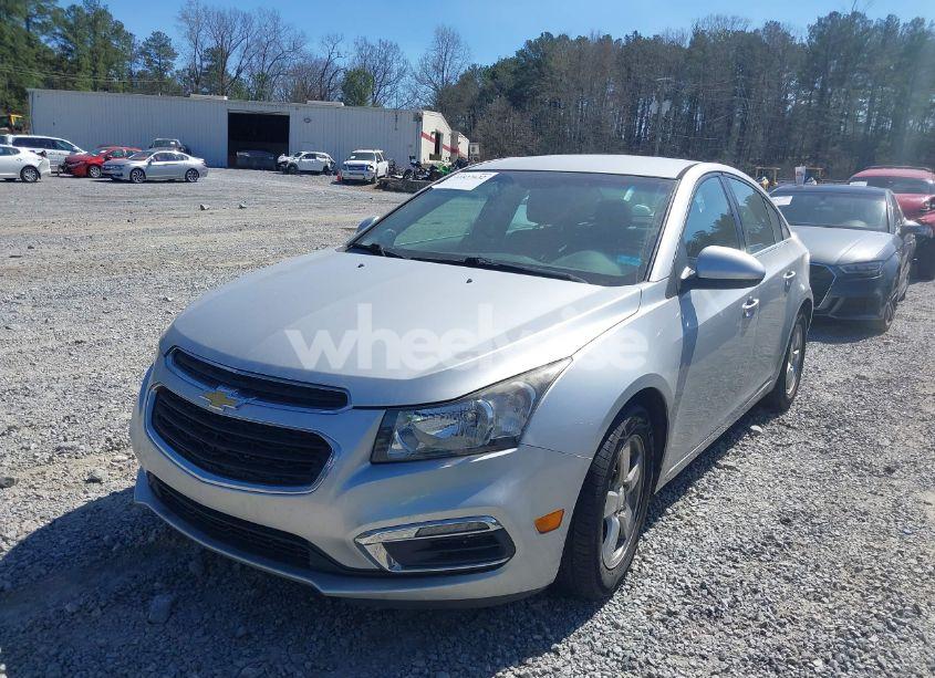 Photo 2 of 2015 Chevrolet Cruze 1LT AUTO (VIN 1G1PC5SB5F7177573)