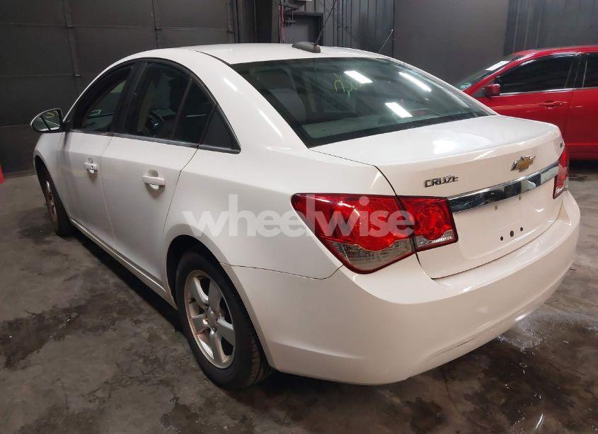 Photo 3 of 2015 Chevrolet Cruze 1LT AUTO (VIN 1G1PC5SB5F7207980)