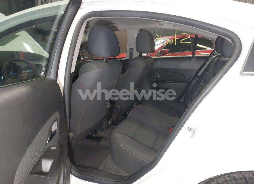 Photo 8 of 2015 Chevrolet Cruze 1LT AUTO (VIN 1G1PC5SB5F7207980)