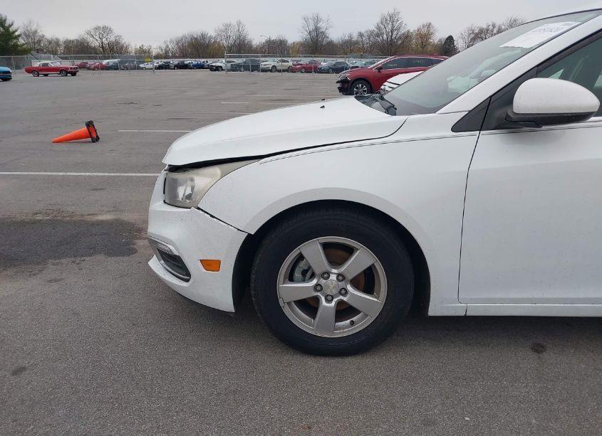 Photo 12 of 2015 Chevrolet Cruze 1LT AUTO (VIN 1G1PC5SB5F7208689)