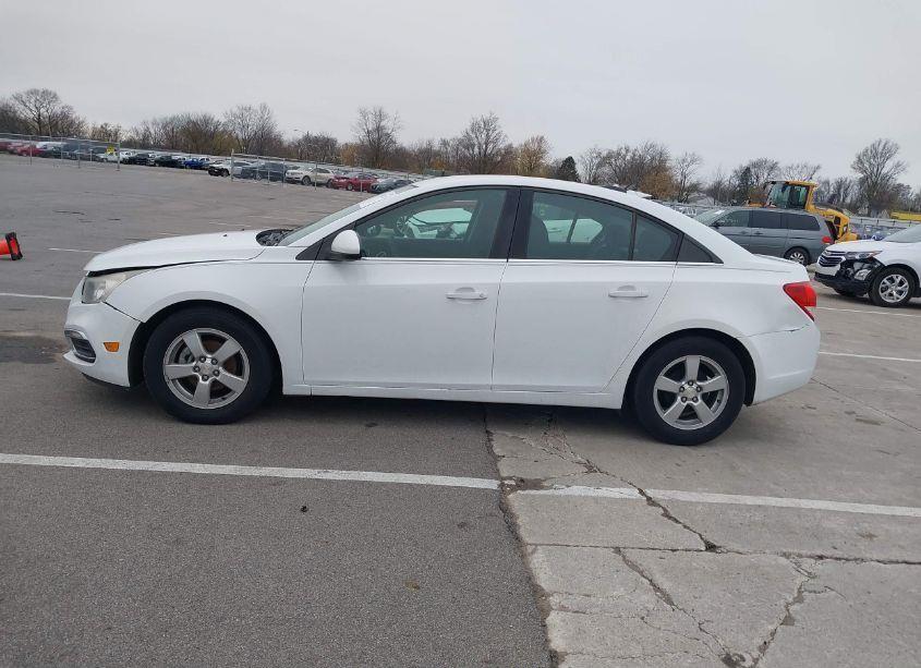 Photo 15 of 2015 Chevrolet Cruze 1LT AUTO (VIN 1G1PC5SB5F7208689)