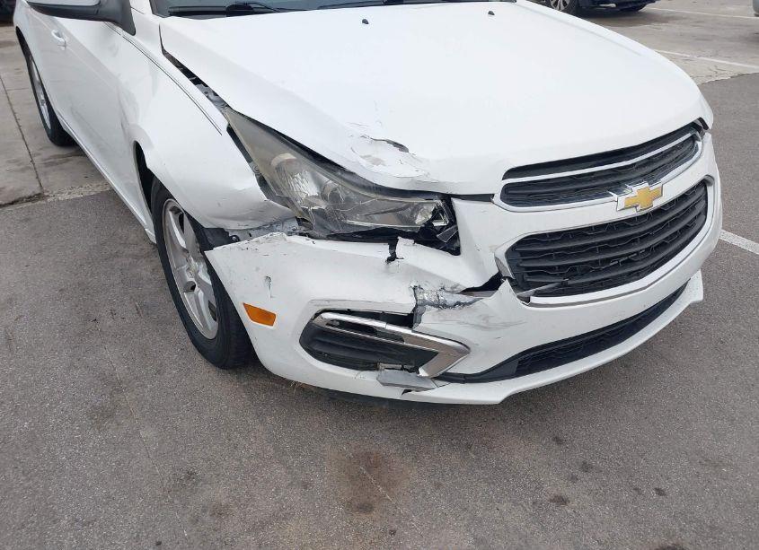 Photo 3 of 2015 Chevrolet Cruze 1LT AUTO (VIN 1G1PC5SB5F7208689)