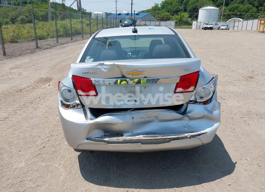 Photo 6 of 2015 Chevrolet Cruze 1LT AUTO (VIN 1G1PC5SB5F7209020)