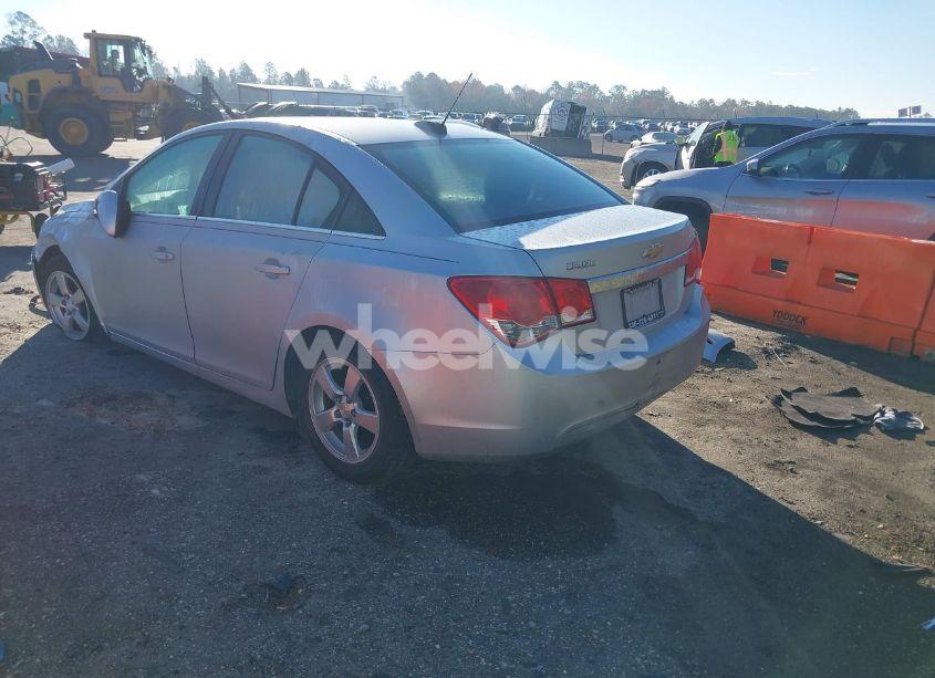 Photo 3 of 2015 Chevrolet Cruze 1LT AUTO (VIN 1G1PC5SB5F7237643)