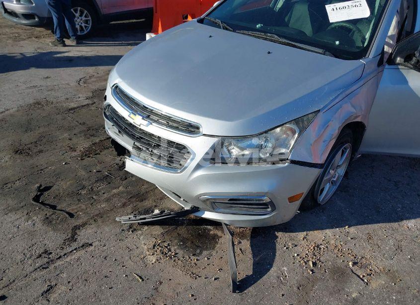 Photo 6 of 2015 Chevrolet Cruze 1LT AUTO (VIN 1G1PC5SB5F7237643)