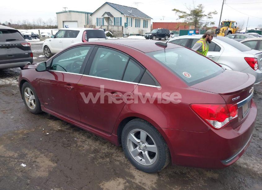 Photo 3 of 2015 Chevrolet Cruze 1LT AUTO (VIN 1G1PC5SB5F7241885)