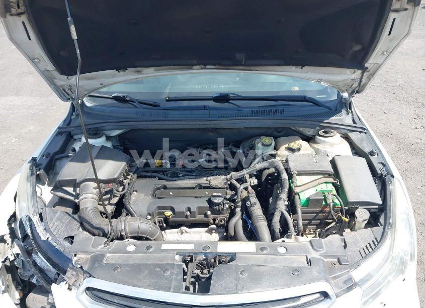 Photo 10 of 2015 Chevrolet Cruze 1LT AUTO (VIN 1G1PC5SB5F7246679)