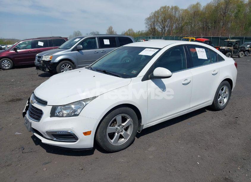 Photo 2 of 2015 Chevrolet Cruze 1LT AUTO (VIN 1G1PC5SB5F7246679)