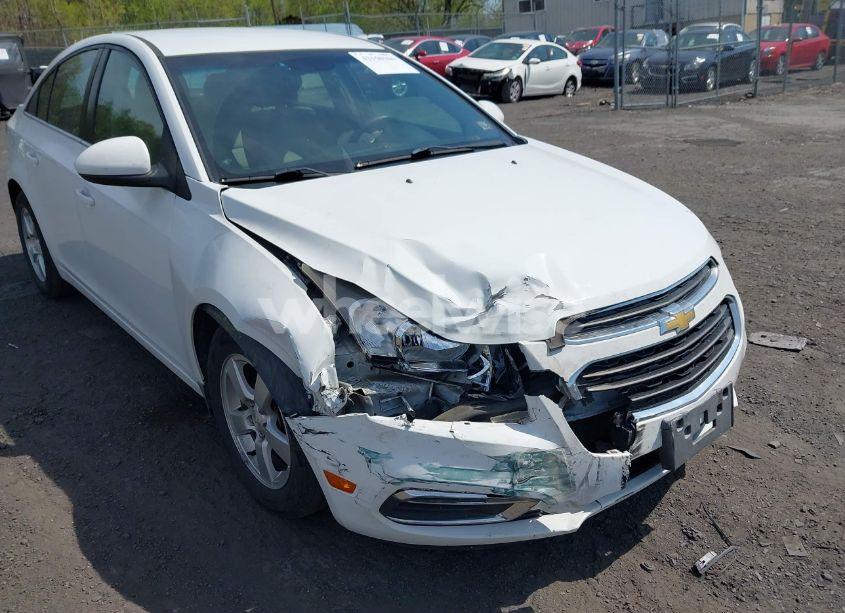 Photo 6 of 2015 Chevrolet Cruze 1LT AUTO (VIN 1G1PC5SB5F7246679)