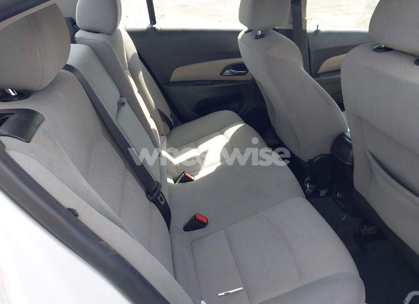 Photo 8 of 2015 Chevrolet Cruze 1LT AUTO (VIN 1G1PC5SB5F7246679)