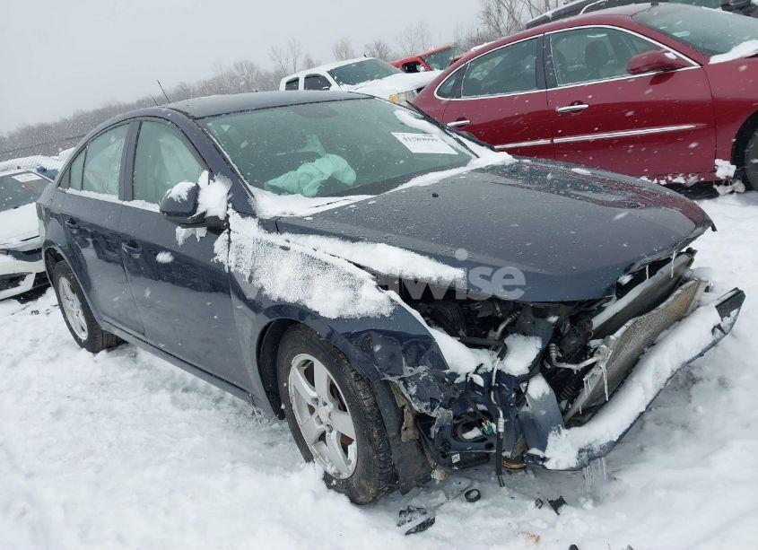 2015 Chevrolet Cruze 1LT AUTO (VIN 1G1PC5SB5F7252823) main photo