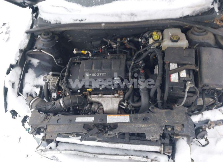 Photo 10 of 2015 Chevrolet Cruze 1LT AUTO (VIN 1G1PC5SB5F7252823)