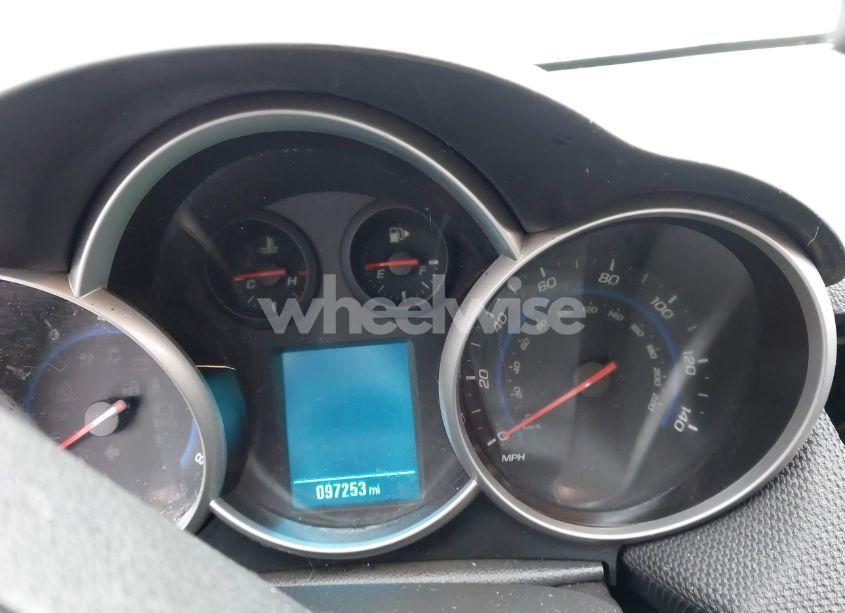 Photo 7 of 2015 Chevrolet Cruze 1LT AUTO (VIN 1G1PC5SB5F7252823)