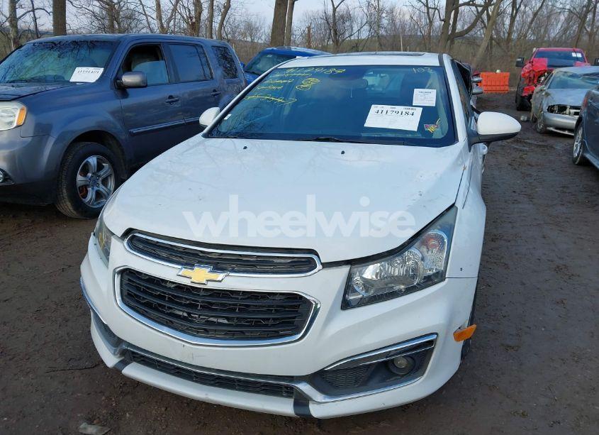 Photo 11 of 2015 Chevrolet Cruze 1LT AUTO (VIN 1G1PC5SB5F7253597)