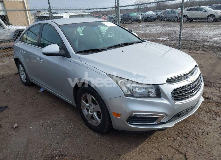 2015 Chevrolet Cruze 1LT AUTO (VIN 1G1PC5SB5F7255043) main photo