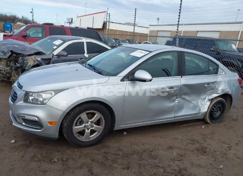 Photo 15 of 2015 Chevrolet Cruze 1LT AUTO (VIN 1G1PC5SB5F7255043)