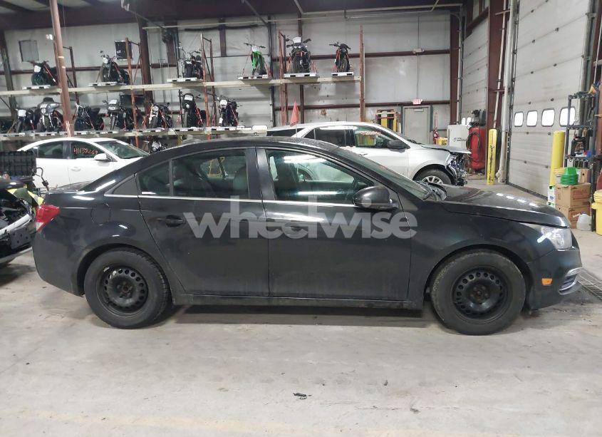 Photo 13 of 2015 Chevrolet Cruze 1LT AUTO (VIN 1G1PC5SB5F7260677)