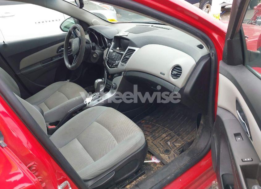 Photo 5 of 2015 Chevrolet Cruze 1LT AUTO (VIN 1G1PC5SB5F7291332)