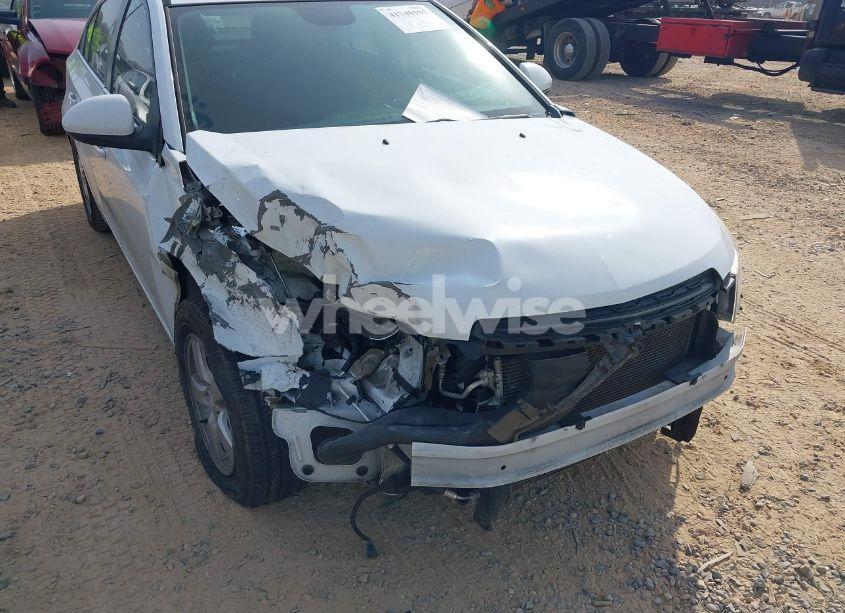 Photo 6 of 2015 Chevrolet Cruze 1LT AUTO (VIN 1G1PC5SB5F7298264)