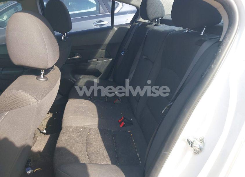 Photo 8 of 2015 Chevrolet Cruze 1LT AUTO (VIN 1G1PC5SB5F7298264)