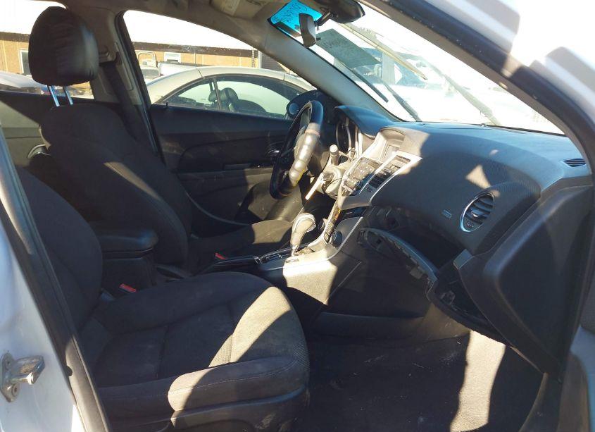 Photo 5 of 2013 Chevrolet Cruze 1LT AUTO (VIN 1G1PC5SB6D7145812)