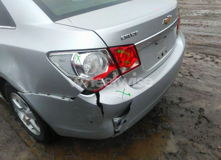Photo 6 of 2013 Chevrolet Cruze 1LT AUTO (VIN 1G1PC5SB6D7169558)