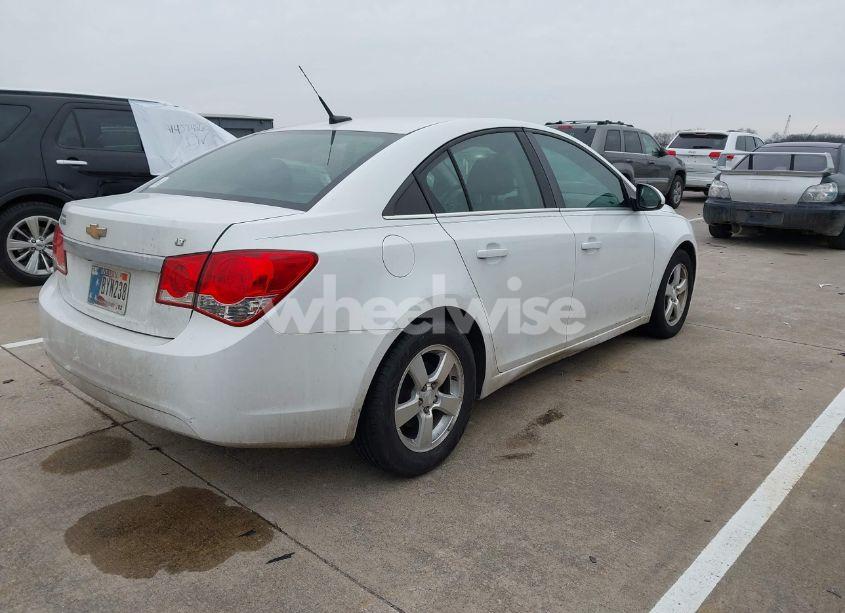 Photo 4 of 2013 Chevrolet Cruze 1LT AUTO (VIN 1G1PC5SB6D7195786)